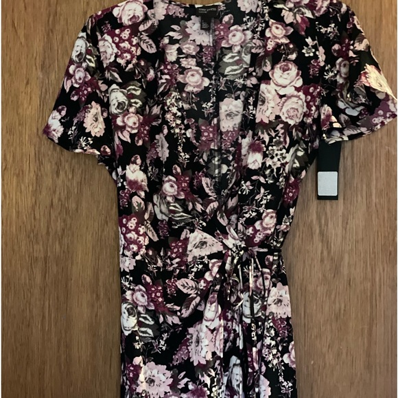 Free Press Floral Wrap Long dress BNWT size S side tie slit up side - Picture 3 of 7